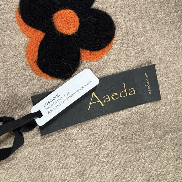 AAEDA Hazelnut Tan Dolma Sleeve Sweater Floral Accents  Pullover - Picture 11 of 12